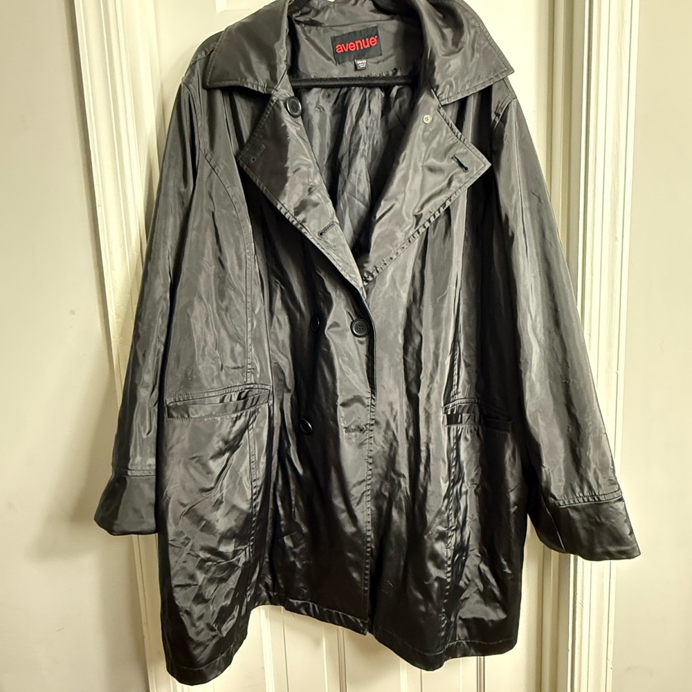 Avenue Black Trench Coat Water-Resistant Mid-Length